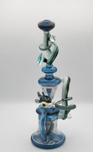 Load image into Gallery viewer, Cabria Glass X Leo Glass FISH RECYCLER - Goodiesheady
