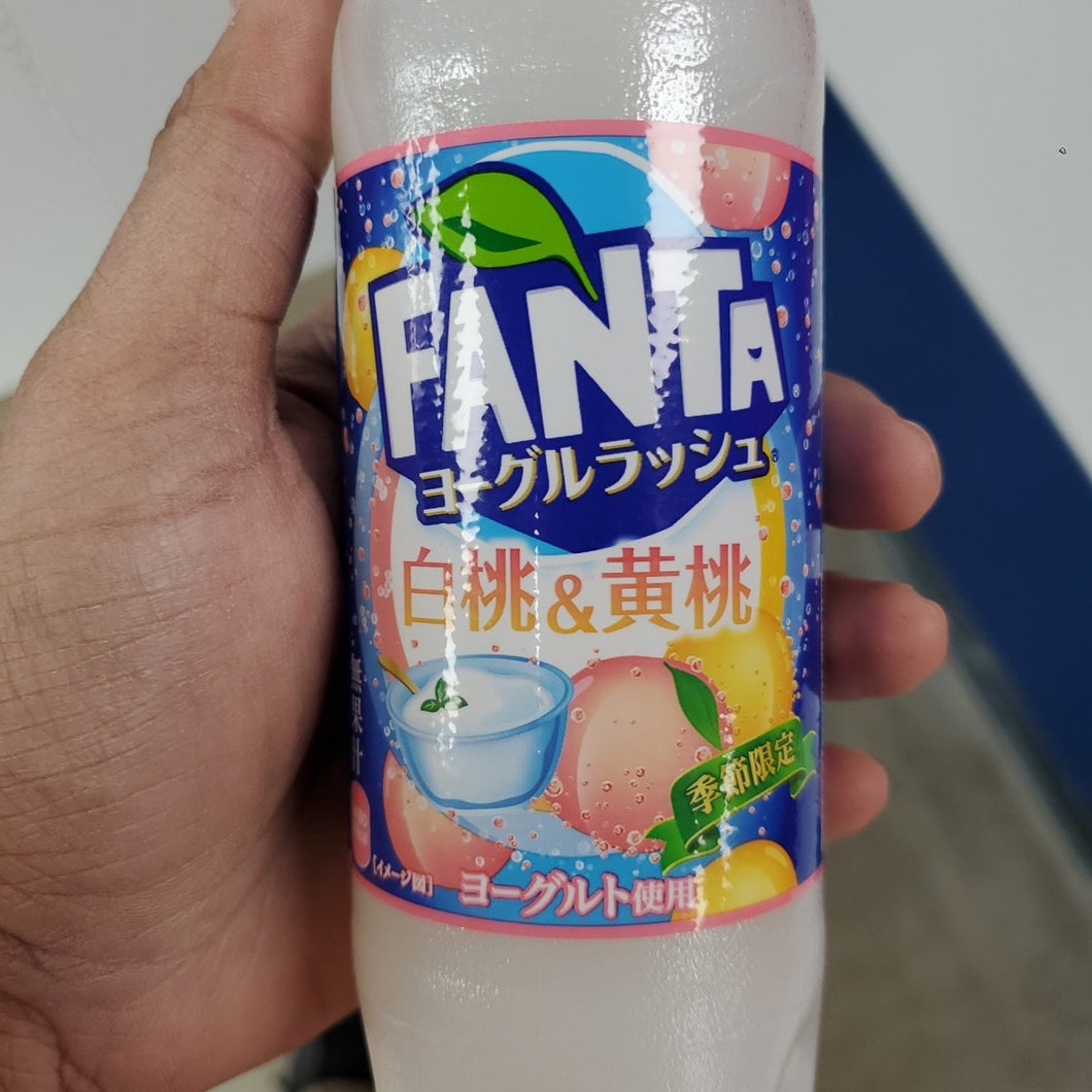 Fanta Yogurt Rush Double Peach (Japan) - Goodiesheady