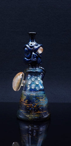 Hensley Art Glass Creature Beaker - Goodiesheady