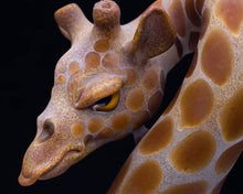 Load image into Gallery viewer, Robertson Glass 2014 Giraffe - Goodiesheady
